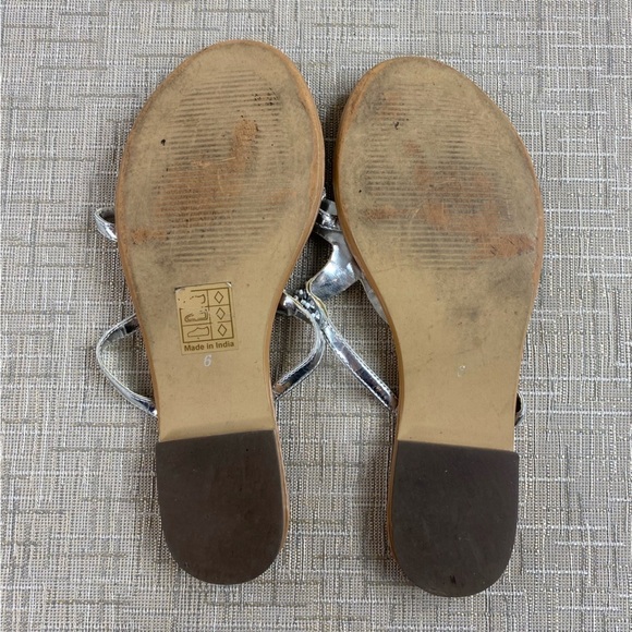 Women’s Sparkly Silver Beachy Rhinestone Starfish Flat Sandals Flip Flops Sz 6 - Picture 13 of 15